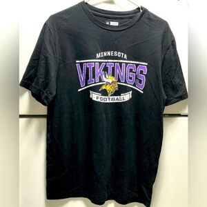 ⛵️NFL Black MN Vikings Team Logo T-shirt